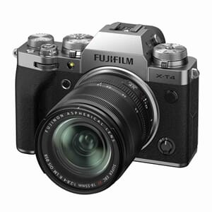 Fujifilm X-T4 kit med XF18-55mm Sølv